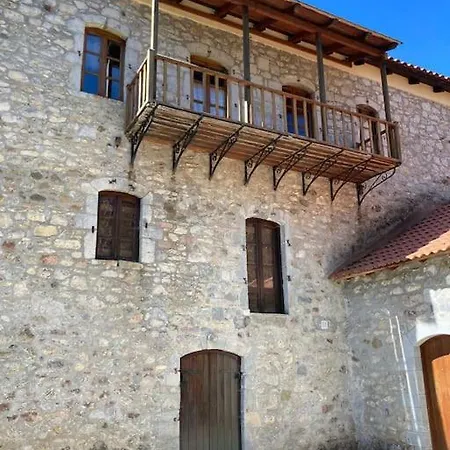 Apartment παραδοσιακή στο μαίναλο *